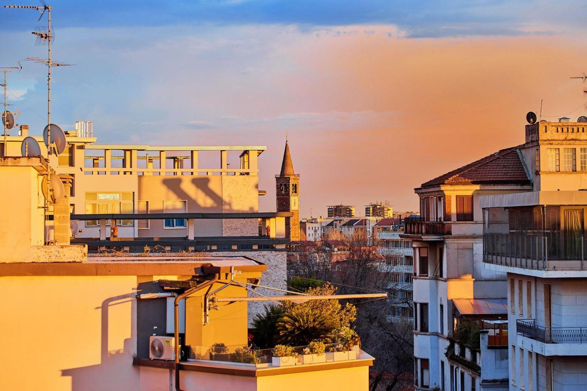 Sant'Ambrogio Charme Apartment Milan Bagian luar foto