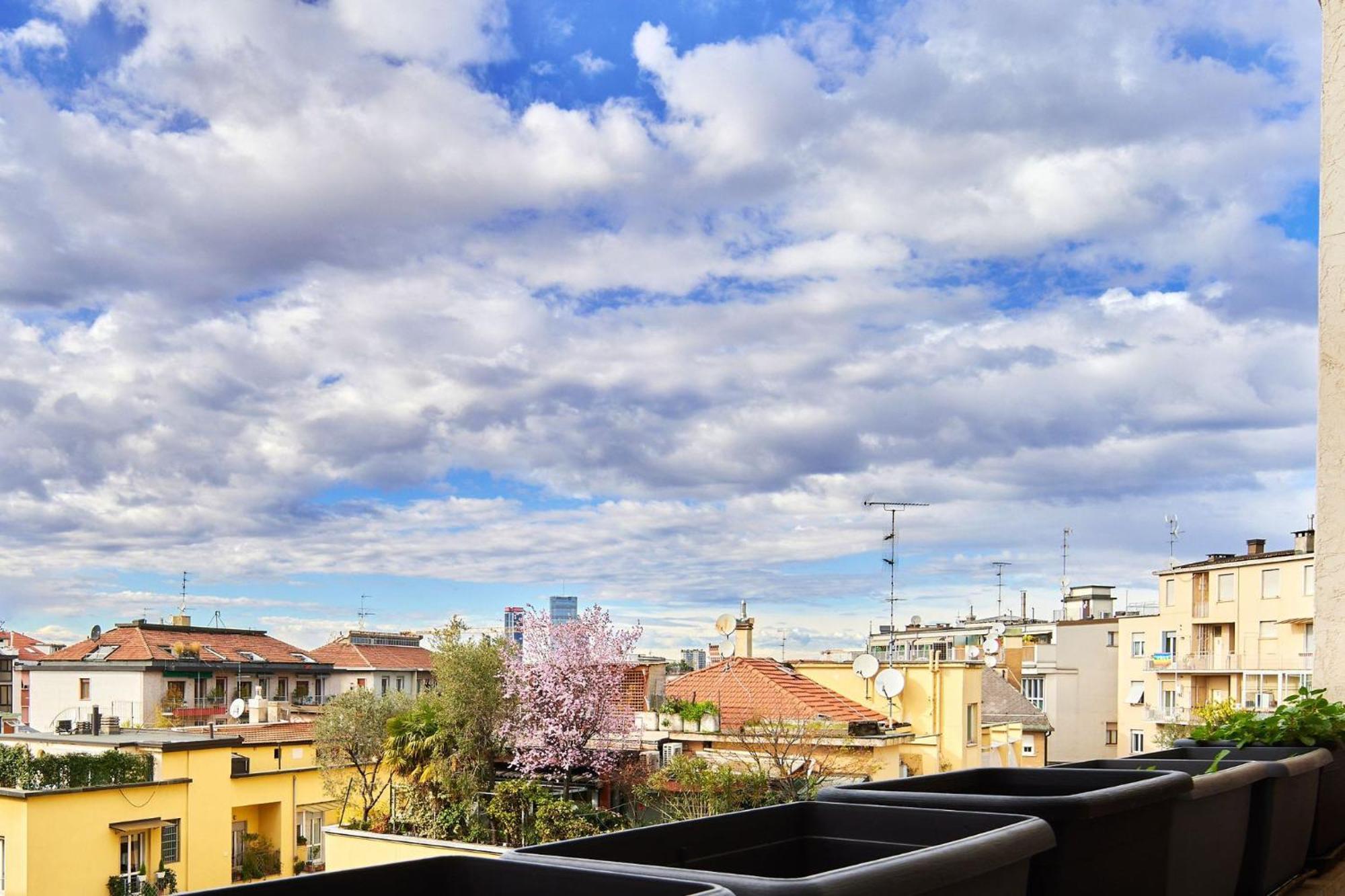 Sant'Ambrogio Charme Apartment Milan Bagian luar foto